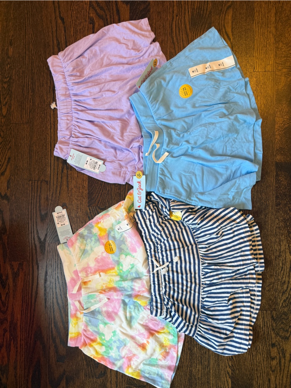 NWT size M (8) skorts